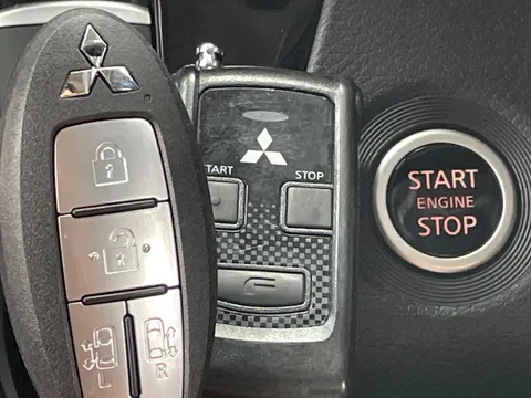Mitsubishi eK X Space