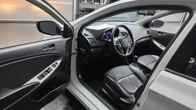 Hyundai Accent