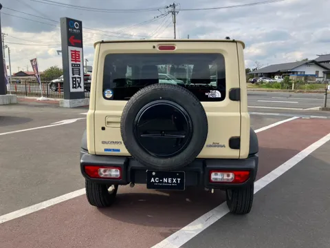 Suzuki Jimny Sierra