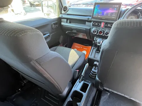 Suzuki Jimny Sierra