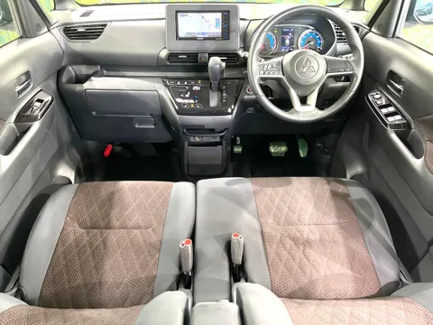 Mitsubishi eK X Space