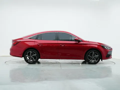 MG MG5