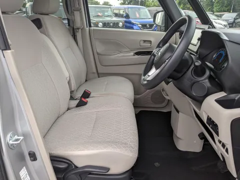 Mitsubishi eK Space