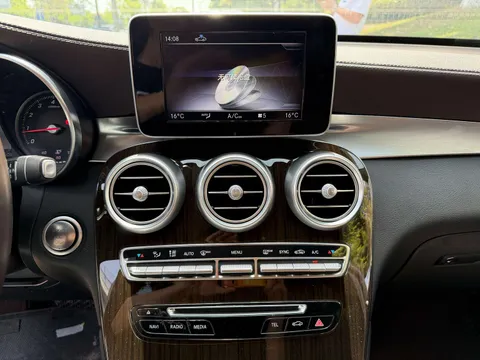 Mercedes-Benz Mercedes-Benz GLC