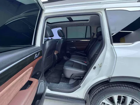 Gac GS8
