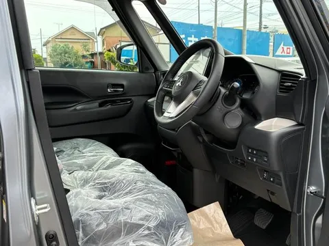 Mitsubishi Delica Mini