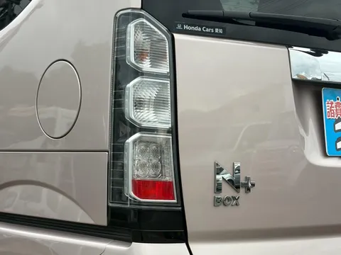 Honda N-BOX Plus