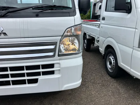 Mitsubishi Minicab Truck