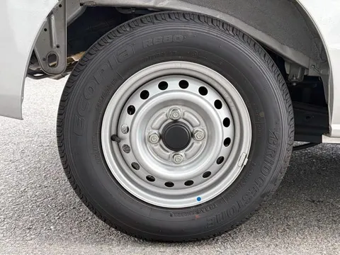 Nissan Clipper