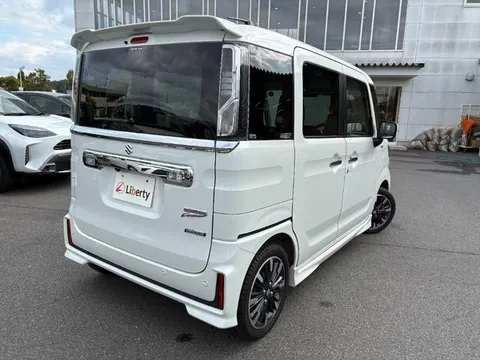 Suzuki Spacia Custom