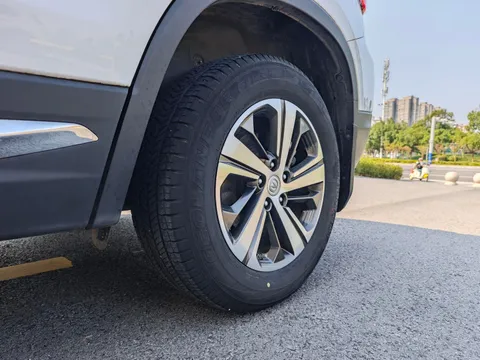 Changan CS75