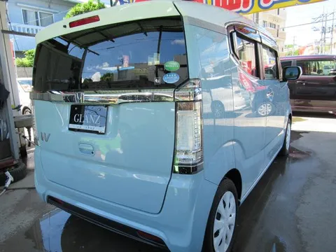 Honda N-BOX Slash