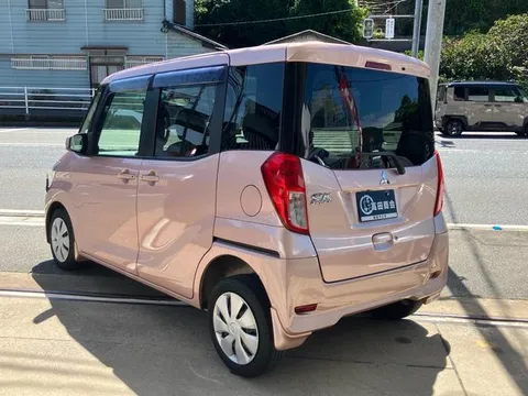 Mitsubishi eK Space