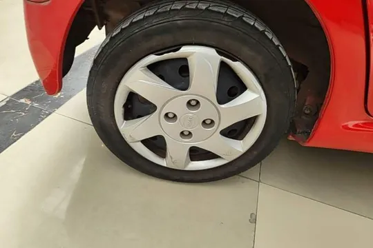 BYD F0