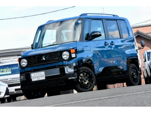 Mitsubishi Delica Mini