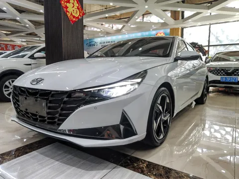 Hyundai Elantra (Avante)