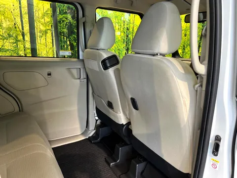 Mitsubishi eK Space
