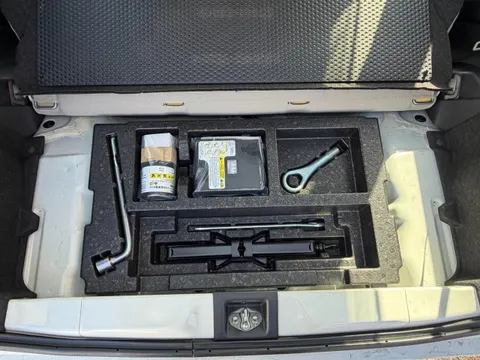 Daihatsu Mira Tocot