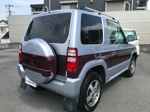 Mitsubishi Pajero Mini