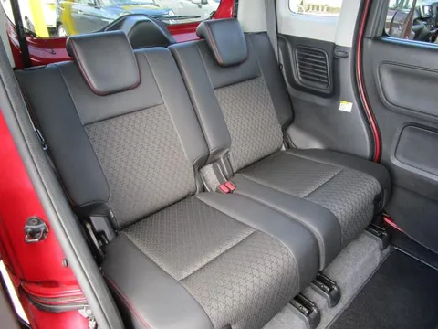 Suzuki Spacia Custom