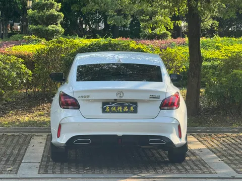 MG MG5