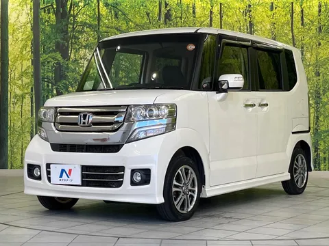 Honda N-BOX Custom