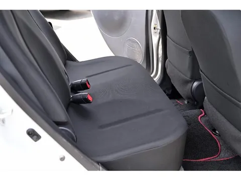Mitsubishi I