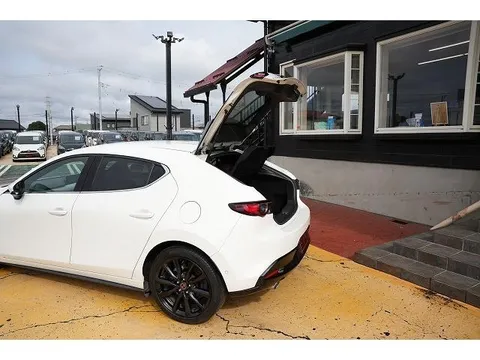 Mazda MAZDA3 Fastback