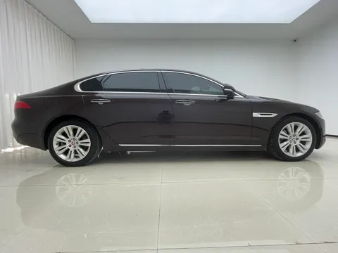 Jaguar XFL