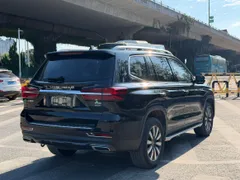 Roewe RX8