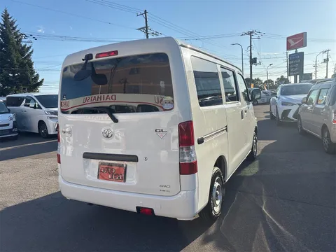 Toyota TownAce Van