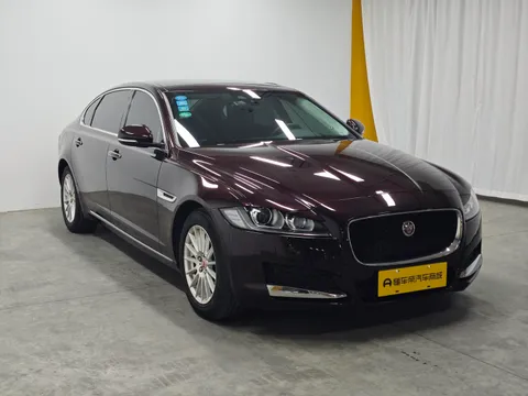 Jaguar XFL
