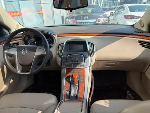 Buick LaCrosse