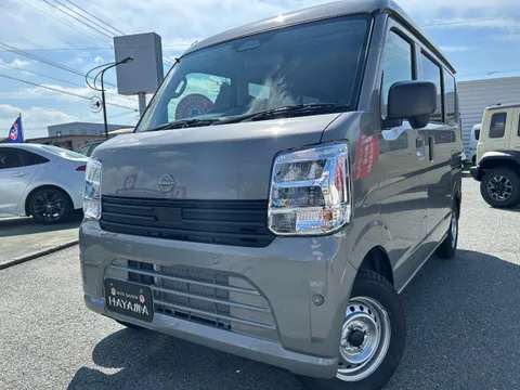 Nissan Clipper Van