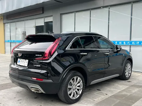Cadillac XT4