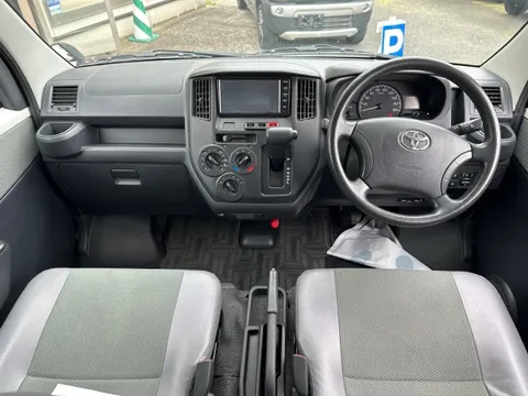 Toyota TownAce Van