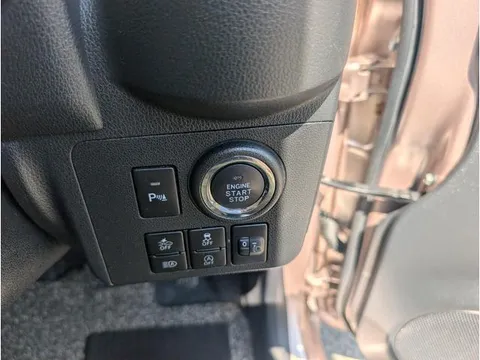 Daihatsu Mira Tocot