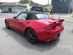 Mazda MX-5 (Roadster)