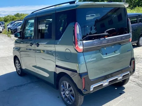 Mitsubishi Delica Mini