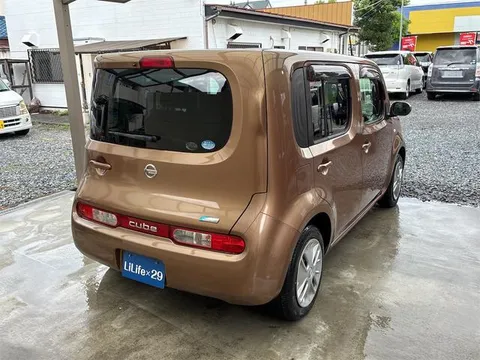 Nissan Cube