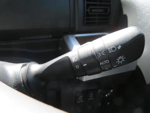 Toyota Pixis Mega