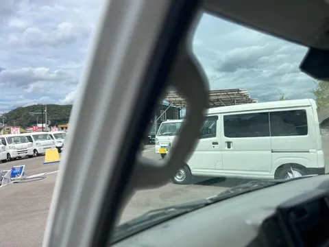 Nissan Clipper Van
