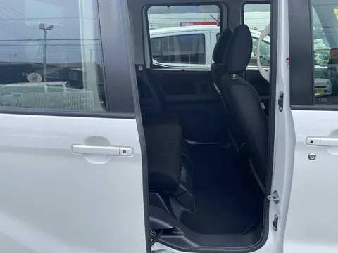 Mitsubishi eK Space Custom