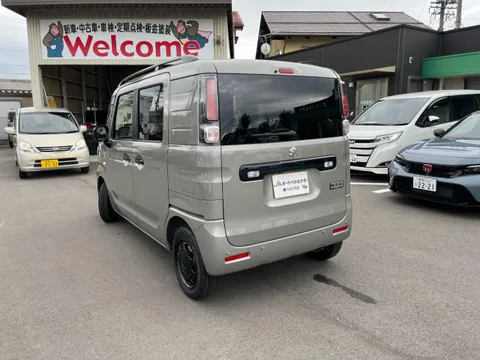 Suzuki Spacia Base