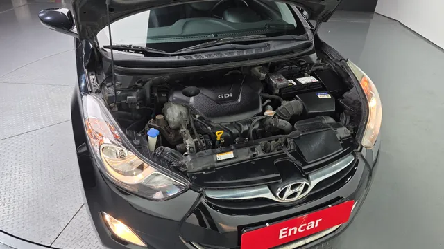 Hyundai Elantra (Avante)