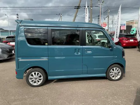 Nissan Clipper Rio