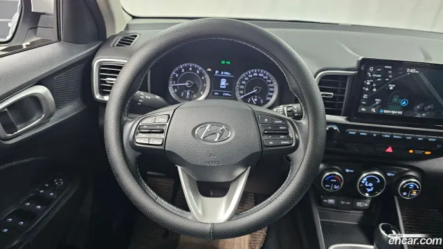 Hyundai Venue