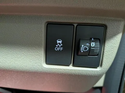 Honda N-BOX Joy
