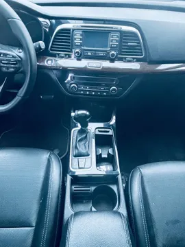 Kia K4