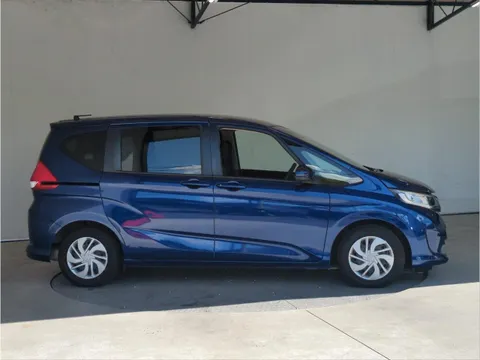 Honda Freed Plus
